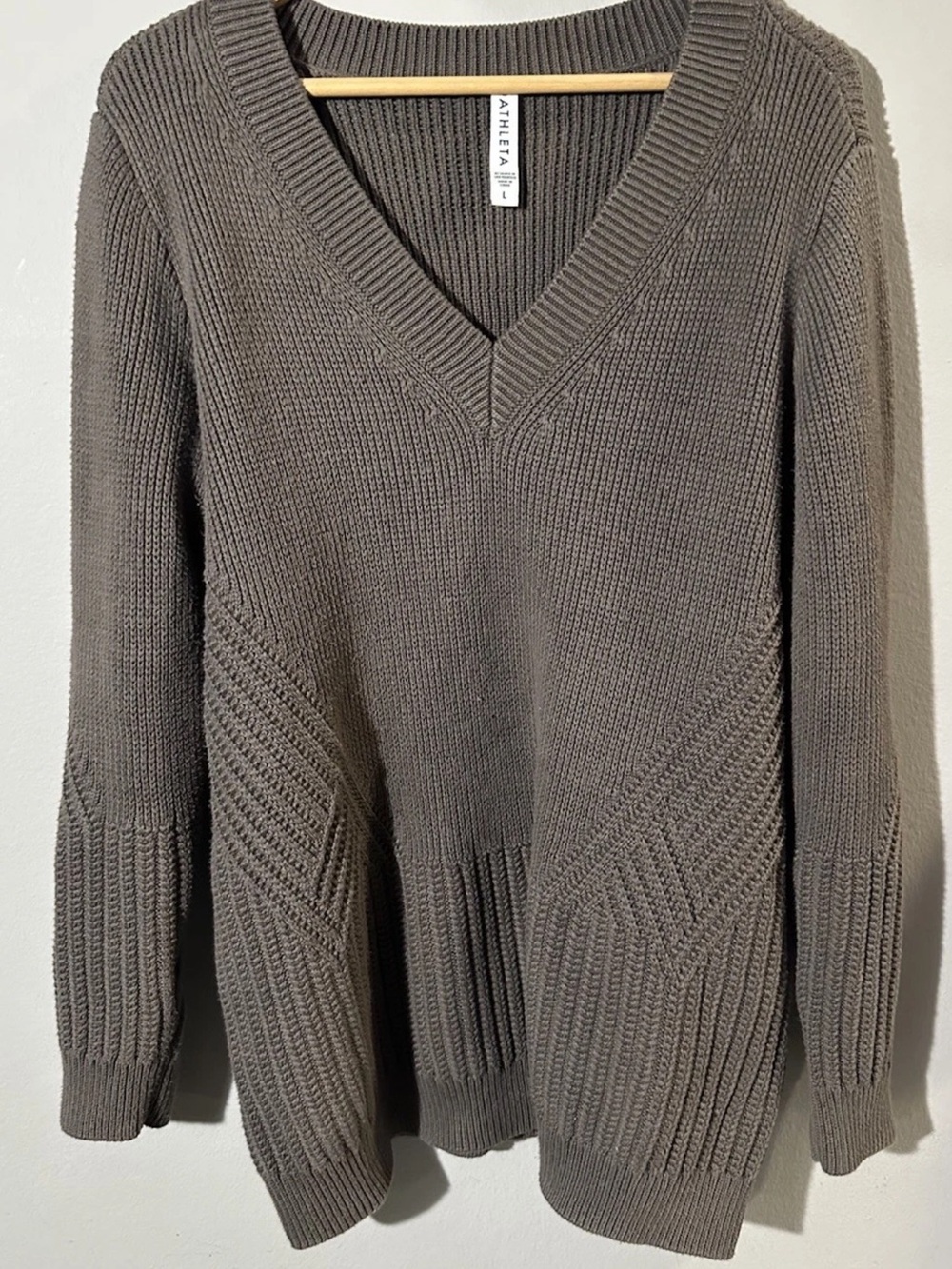 Athleta Teton Gray Knit V-Neck Chunky Pullover Sweater Womens Size Large